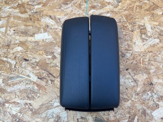 подлокотник Audi A8 D4/4H [рестайлинг] 2013, 4.0 л., CEUA, бензин, АКПП, седан, 4H0864206B