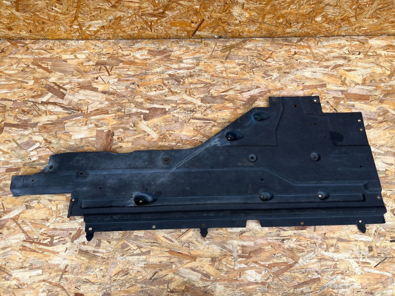 защита днища Jaguar XE 1 поколение X760 2018, 3.0 л., AJ 126, бензин, АКПП, седан, GX73-104C20-AE, T2H19131 - фото №1