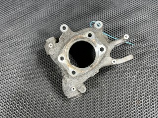 кулак задний левый Audi S8 D4 2013, 4.0 л., CGTA, бензин, АКПП, седан, 4H0505431D, 8K0505279E