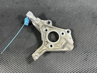 кулак поворотный левый Chevrolet Trax 2 поколение 2023, 1.2 л., бензин, АКПП, внедорожник 5 дв., 42757358