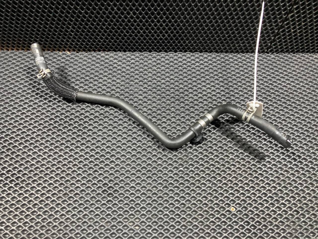 патрубок (трубопровод, шланг) Ford Bronco Sport 1 поколение 2020, 1.5 л., бензин, АКПП, внедорожник 5 дв., LX618W005GA - фото №1