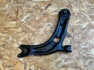 рычаг подвески Volkswagen Tiguan 2 поколение [рестайлинг] 2024, 2.0 л., DTEA, бензин, АКПП, внедорожник 5 дв., полный привод, 3Q0407152AA