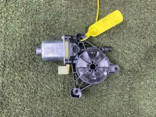 моторчик стеклоподъемника передний левый Porsche Macan 1 поколение 95B 2015, 3.0 л., MCT.MA, бензин, АКПП, внедорожник 5 дв., 5Q0959801A, 0130822715, S850202097