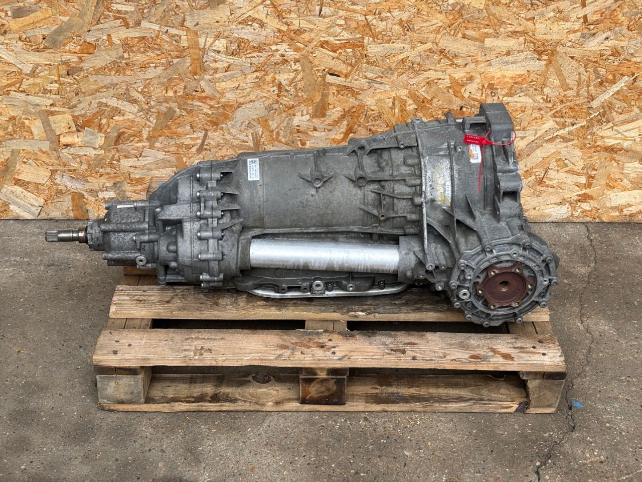 КПП автоматическая (АКПП) Audi A8 D4/4H 2009, 4.2 л., CDRA, бензин, АКПП, седан, NXW, MXR, NEU - фото №1