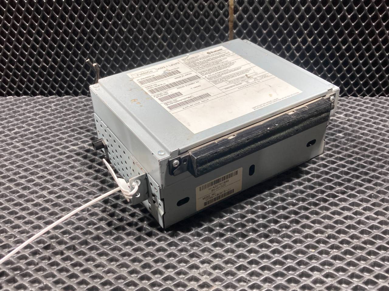 магнитола Land Rover Range Rover Sport 2 поколение 2016, 5.0 л., 508PN, бензин, АКПП, седан, LR029254, LR039970, LR045059, LR043524, LR046857, LR052068, LR056219, LR057757, LR065358, LR071120, LR078899, LR079510, LR083312, LR087427, C2Z31990, CF6N-18C815-JJ, C2D49077 - фото №1