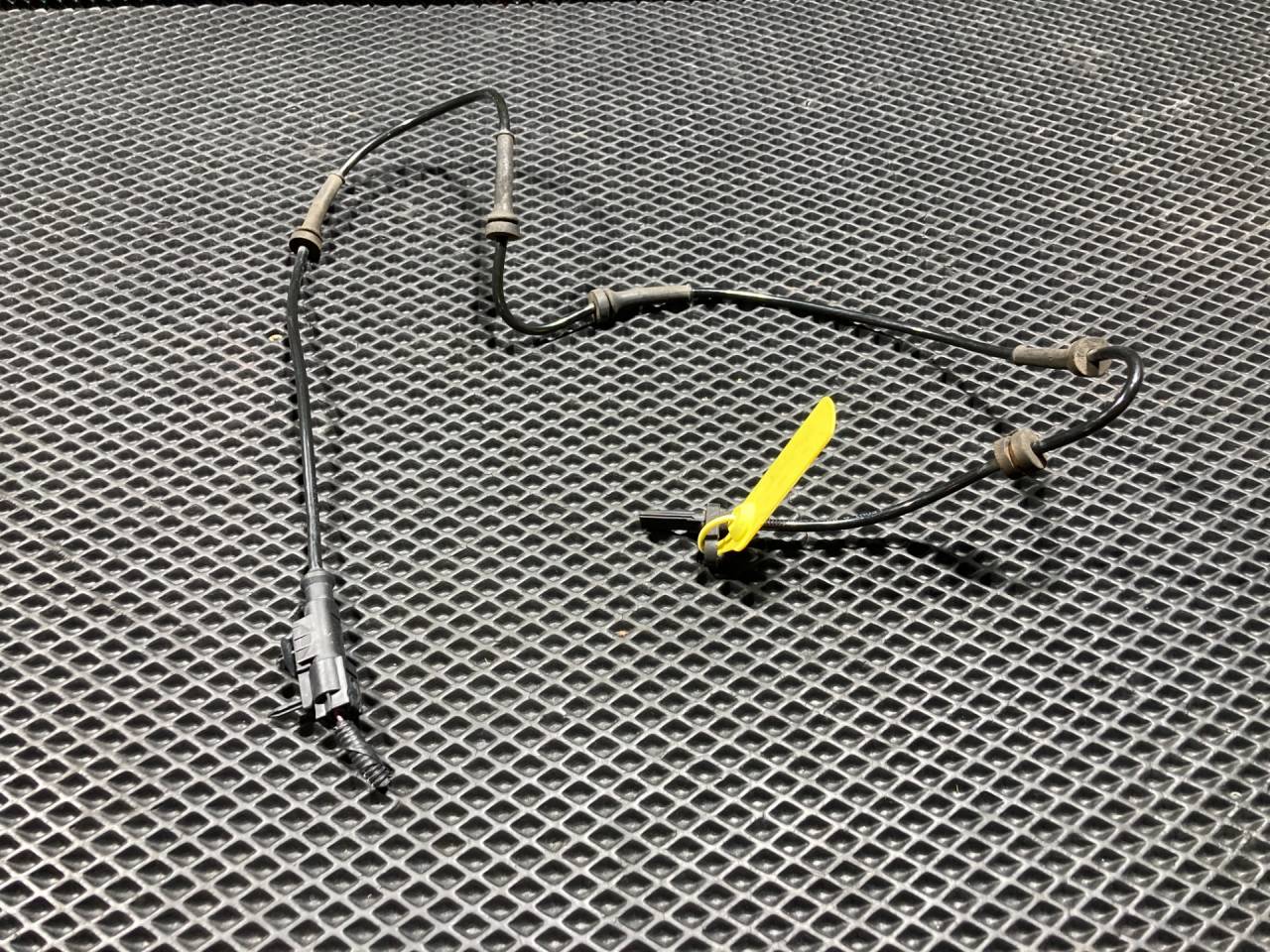 датчик ABS Land Rover Range Rover Sport 2 поколение 2014, 3.0 л., 306PS, бензин, АКПП, внедорожник 5 дв., CPLA2C204AB, LR033461 - фото №1