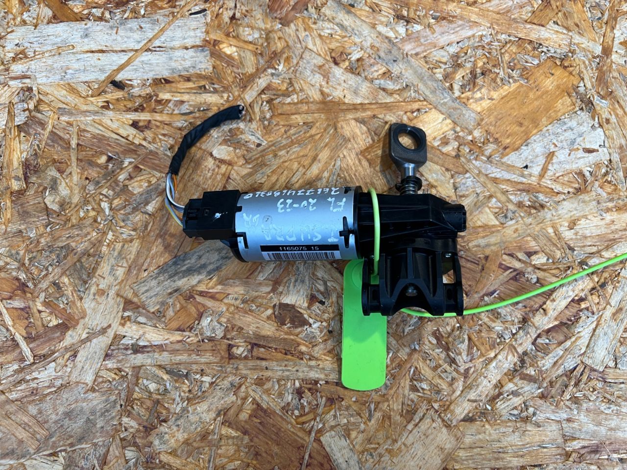 моторчик регулировки сиденья Toyota Supra 5 поколение A90 2019, бензин, АКПП, 116507515 - фото №1