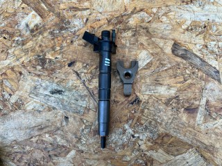 форсунка BMW 7 серия G11/G12 2017, 3.0 л., B57 D30 A, дизель, АКПП, седан, 0445118, 13538571563, 8571565