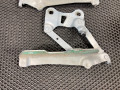 петля капота Land Rover Range Rover Sport 2 поколение L494 2016, 3.0 л., 30DDTX, дизель, АКПП, внедорожник 5 дв., CPLA16800A, CPLA16801A, LR036583, LR036584, LR088985, LR088986 - фото №3