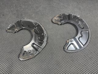 защитный кожух тормозного механизма Mercedes-Benz E-Класс W212/S212/C207/A207 2012, 3.5 л., M 272.980, бензин, АКПП, седан, A2044211220, A2044211120