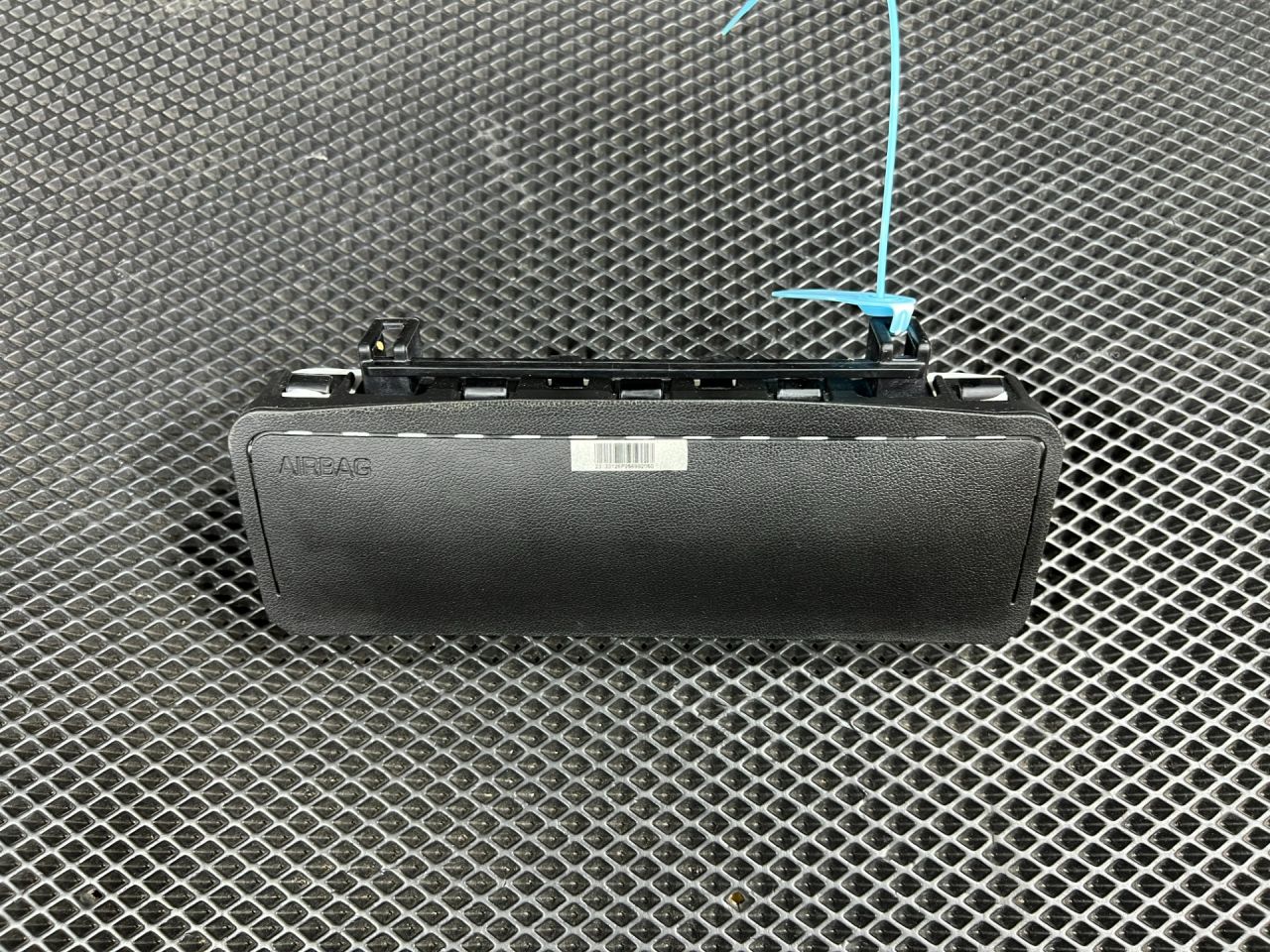 подушка безопасности коленная Kia Sorento 4 поколение 2023, 2.5 л., бензин, АКПП, внедорожник 5 дв., передний привод, 80200-R5000 - фото №1