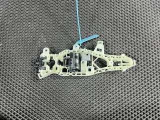 скелет ручки двери задней правой Chevrolet Trax 2 поколение 2024, 1.2 л., LIH, бензин, АКПП, внедорожник 5 дв., передний привод, 42732479