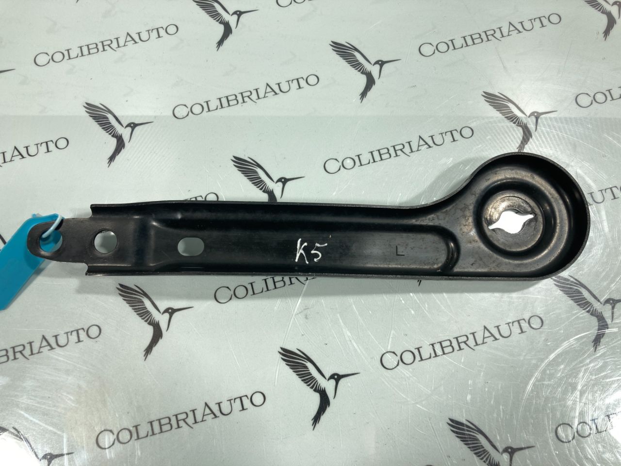 Кронштейн балки Kia K5 3 поколение 2022, 1.6 л., G4FP, бензин, АКПП, седан, 55470L1000 - фото №1