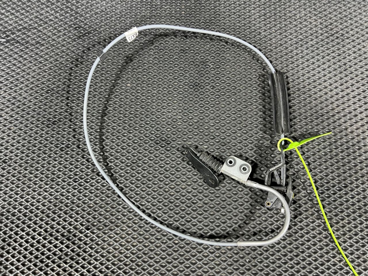 трос кулисы КПП Jaguar XE 1 поколение 2015, 3.0 л., AJ 126, бензин, АКПП, седан, GX73C, GX73-7J167-B - фото №1