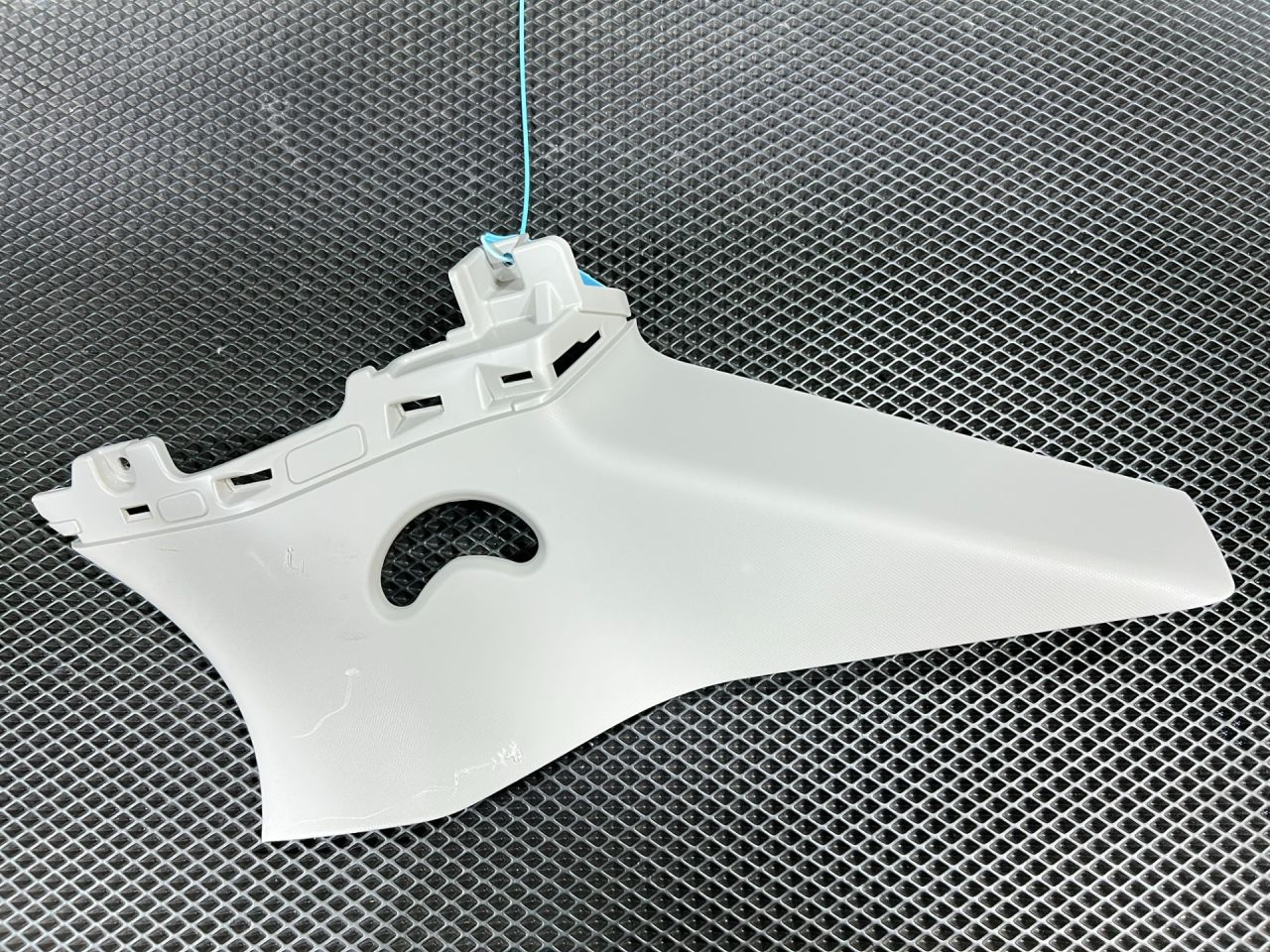 обшивка багажника Kia Sorento 4 поколение 2023, 2.5 л., бензин, АКПП, внедорожник 5 дв., передний привод, 85865-R5000GYT - фото №1