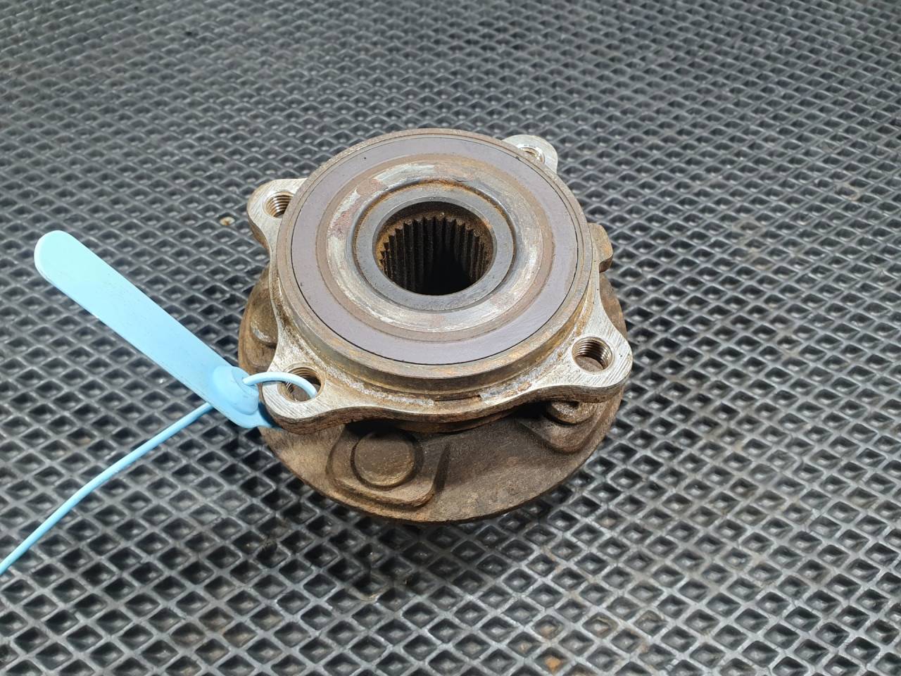 ступица передняя Jaguar XF X260 260 2016, 3.0 л., AJ 126, бензин, АКПП, седан, GX732C300BB, T2H36089, T2H40590, T2H46521, T2H9763 - фото №1