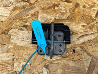 замок капота Volkswagen Tiguan 2 поколение [рестайлинг] 2024, 2.0 л., DTEA, бензин, АКПП, внедорожник 5 дв., полный привод, 5NA823186D