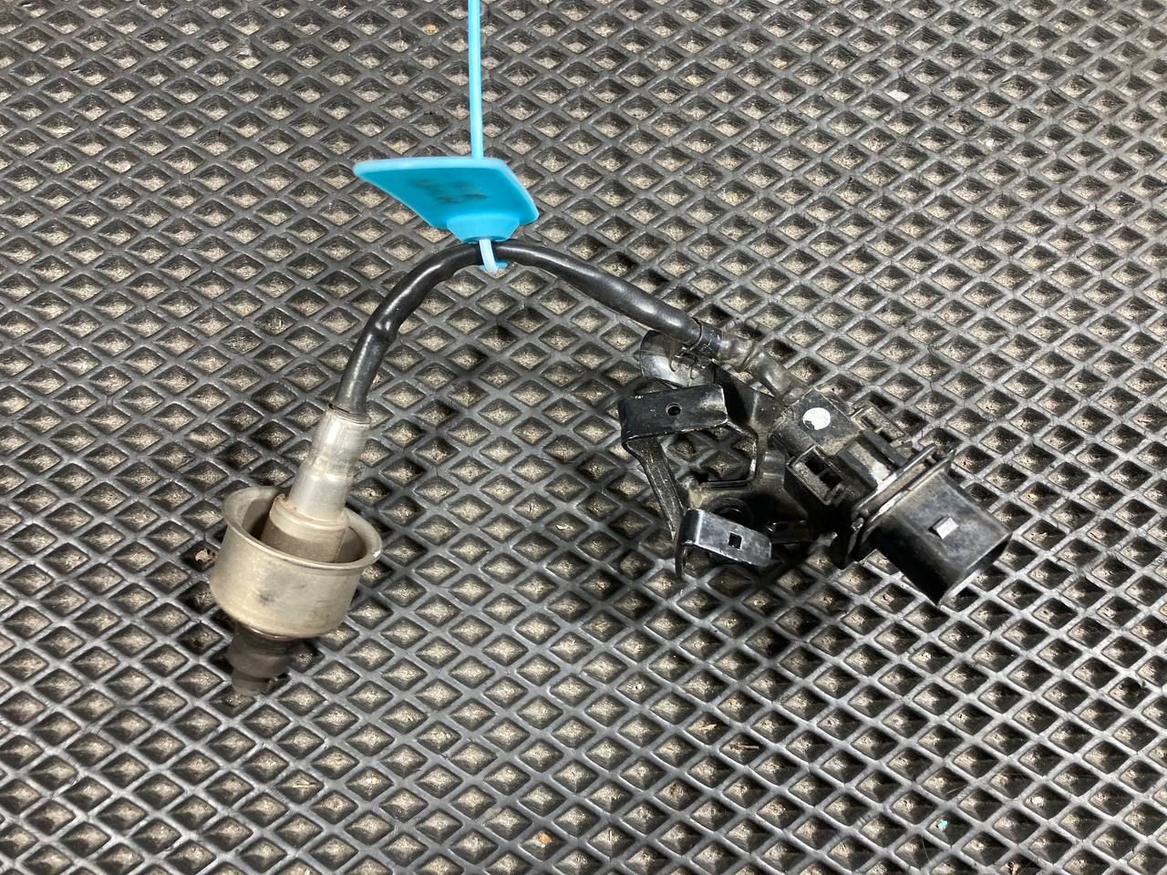 лямбда-зонд Kia K5 3 поколение 2022, 1.6 л., G4FP, бензин, АКПП, седан, 9025110018, 39210-2M410 - фото №1