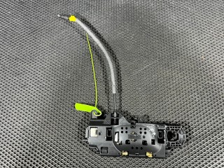 скелет ручки двери передней правой Audi S4 B9 [рестайлинг] 2021, 3.0 л., CWGD, бензин, АКПП, седан, полный привод, 8W02837812A