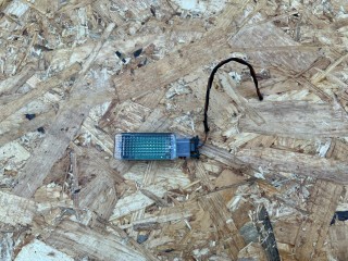 плафон подсветки бардачка Volkswagen Tiguan 2 поколение [рестайлинг] 2024, 2.0 л., DTEA, бензин, АКПП, внедорожник 5 дв., полный привод, 5G0947409