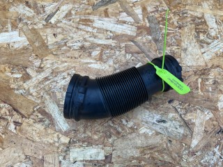 патрубок воздушного фильтра Audi S4 B9 [рестайлинг] 2021, 3.0 л., CWGD, бензин, АКПП, седан, полный привод, 06M129629