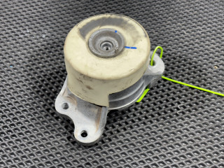 подушка крепления двигателя Mercedes-Benz GLC-Класс X253 [рестайлинг] 2020, 2.0 л., бензин, АКПП, внедорожник 5 дв., A2052400800