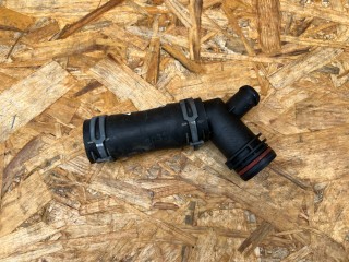 патрубок (трубопровод, шланг) Audi S8 D4 2013, 4.0 л., CGTA, бензин, АКПП, седан, 079121147C, 079121057AF