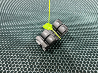 блок управления стеклоподъемниками Volkswagen Taos 1 поколение 2021, 1.5 л., DNKA, бензин, АКПП, внедорожник 5 дв., 5G0959857D