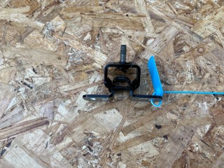 петля крышки багажника Chevrolet Trax 2 поколение 2024, 1.2 л., LIH, бензин, АКПП, внедорожник 5 дв., передний привод, 42733234