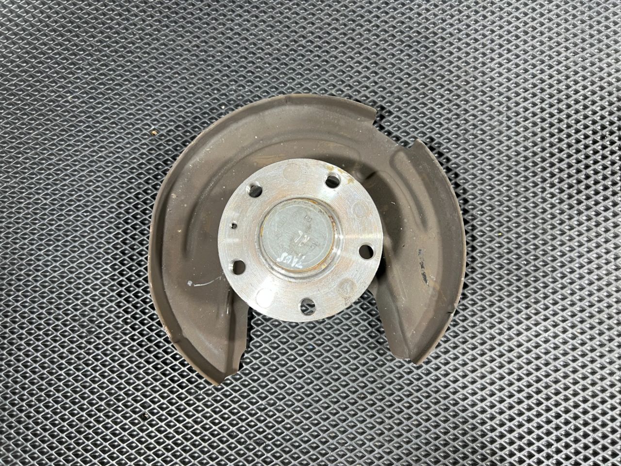 ступица Volkswagen Taos 1 поколение 2023, 1.5 л., DNKA, бензин, АКПП, внедорожник 5 дв., передний привод, 5QM501611, 5Q0615611P - фото №1