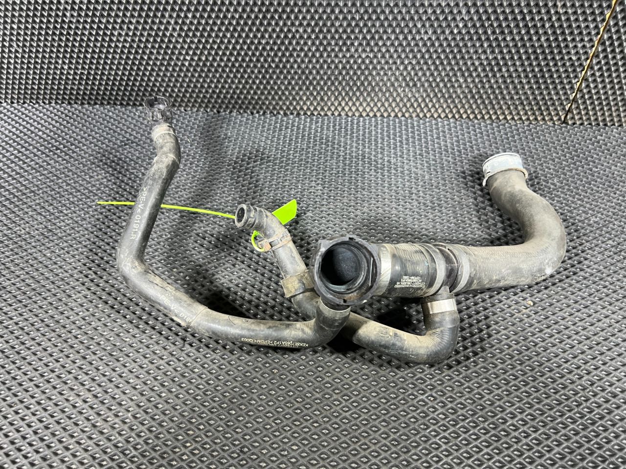 патрубок (трубопровод, шланг) Mercedes-Benz S-Класс W222/C217/A217 2015, 4.7 л., бензин, АКПП, седан, A2225014191 - фото №1