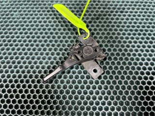 ручка открывания капота Jaguar XE 1 поколение X760 2016, 3.0 л., AJ 126, бензин, АКПП, седан, GX7316824AA, T4N3060