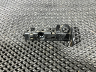 крепление ( кронштейн ) крыла Audi S8 D4 2013, 4.0 л., CGTA, бензин, АКПП, седан, 4H0853914C