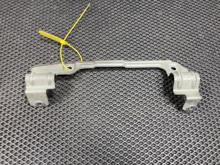 крепление ( кронштейн ) крыла Audi A6 C8 2018, 2.0 л., бензин, АКПП, седан, 4K0821168