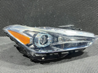 фара правая Genesis G70 1 поколение 2019, 2.0 л., G4KL, бензин, АКПП, седан, 92102-G9120