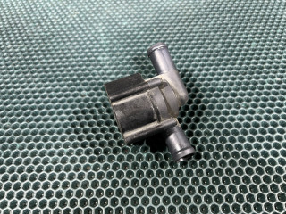 насос антифриза дополнительный Land Rover Discovery 5 поколение 2020, 3.0 л., дизель, АКПП, внедорожник 5 дв., 701028020