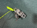 замок капота Jaguar XE 1 поколение X760 2015, 3.0 л., AJ 126, бензин, АКПП, седан, 5H2216700CB, LR173841, LR002794, LR024358, LR041431, LR054331, LR065340, LR123518, LR125366, LR137484, LR138826, YUE500090, YUE500150 - фото №2