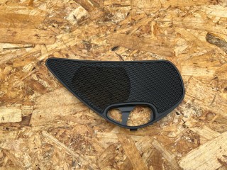 сетка на динамик двери задней правой Audi A8 D4/4H [рестайлинг] 2013, 4.0 л., CEUA, бензин, АКПП, седан, 4H0868960