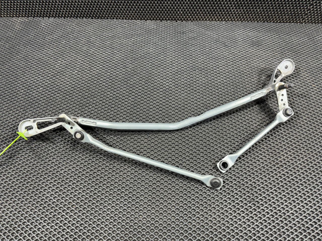 механизм стеклоочистителя (трапеция дворников) BMW 5 серия G30/G31 2016, 2.0 л., B46 B20 B, бензин, АКПП, седан, W224097, 61619491439 - фото №1