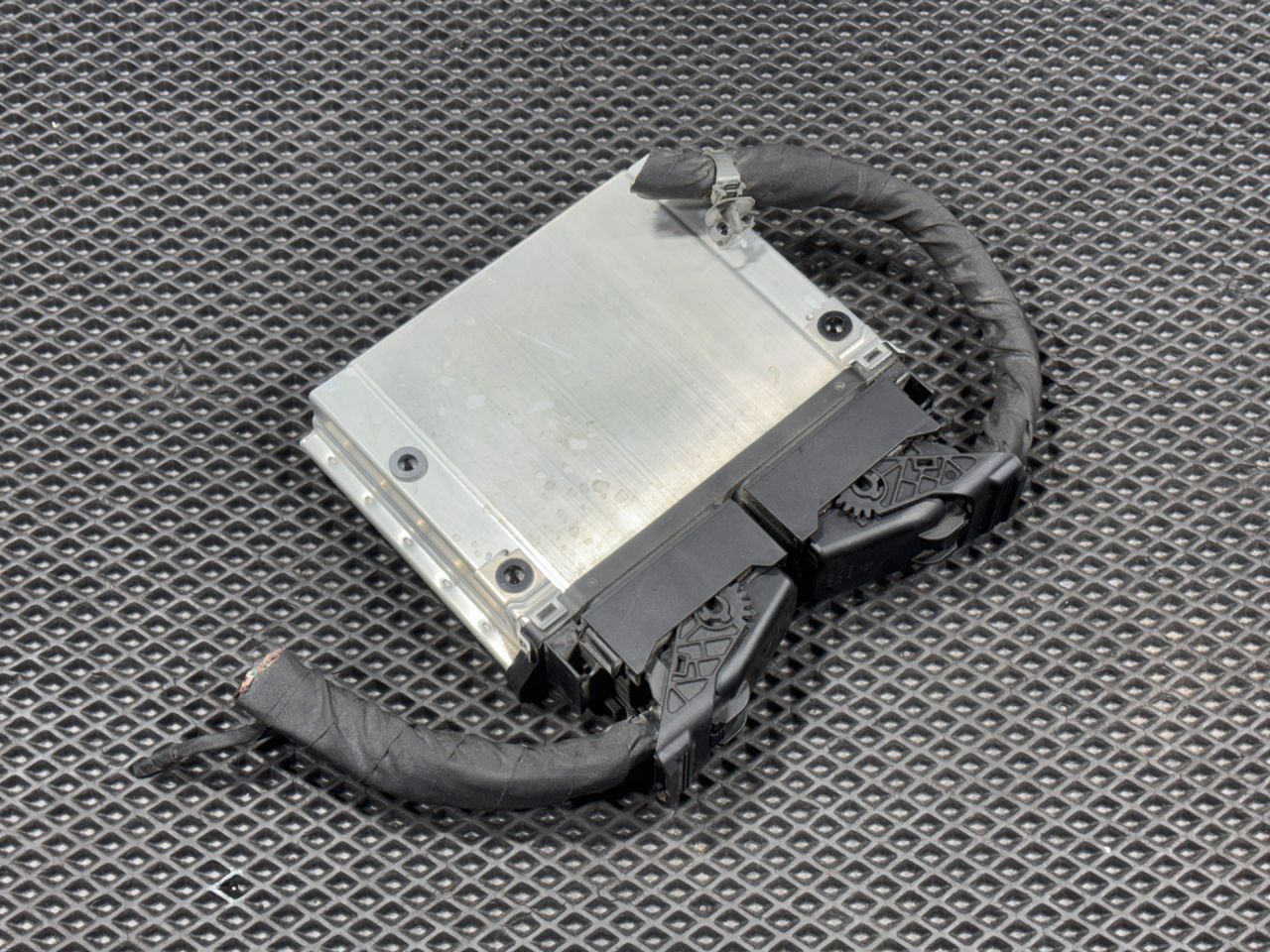 блок управления двигателем Kia K5 3 поколение 2022, 1.6 л., G4FP, бензин, АКПП, 391992M020, 39121-2MKT1 - фото №1