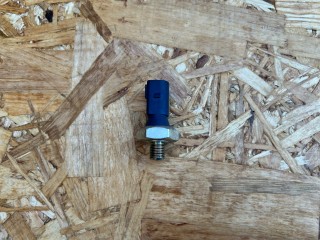 датчик давления масла Volkswagen Tiguan 2 поколение [рестайлинг] 2024, 2.0 л., DTEA, бензин, АКПП, внедорожник 5 дв., полный привод, 06K919081