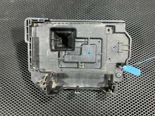 полка аккумулятора Kia Sorento 4 поколение 2023, 2.5 л., бензин, АКПП, внедорожник 5 дв., передний привод, 37150-P2000