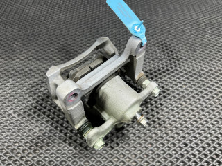 суппорт задний левый Buick Encore GX 1 поколение [рестайлинг] 2024, 1.3 л., бензин, АКПП, внедорожник 5 дв., 42782663, 13532621