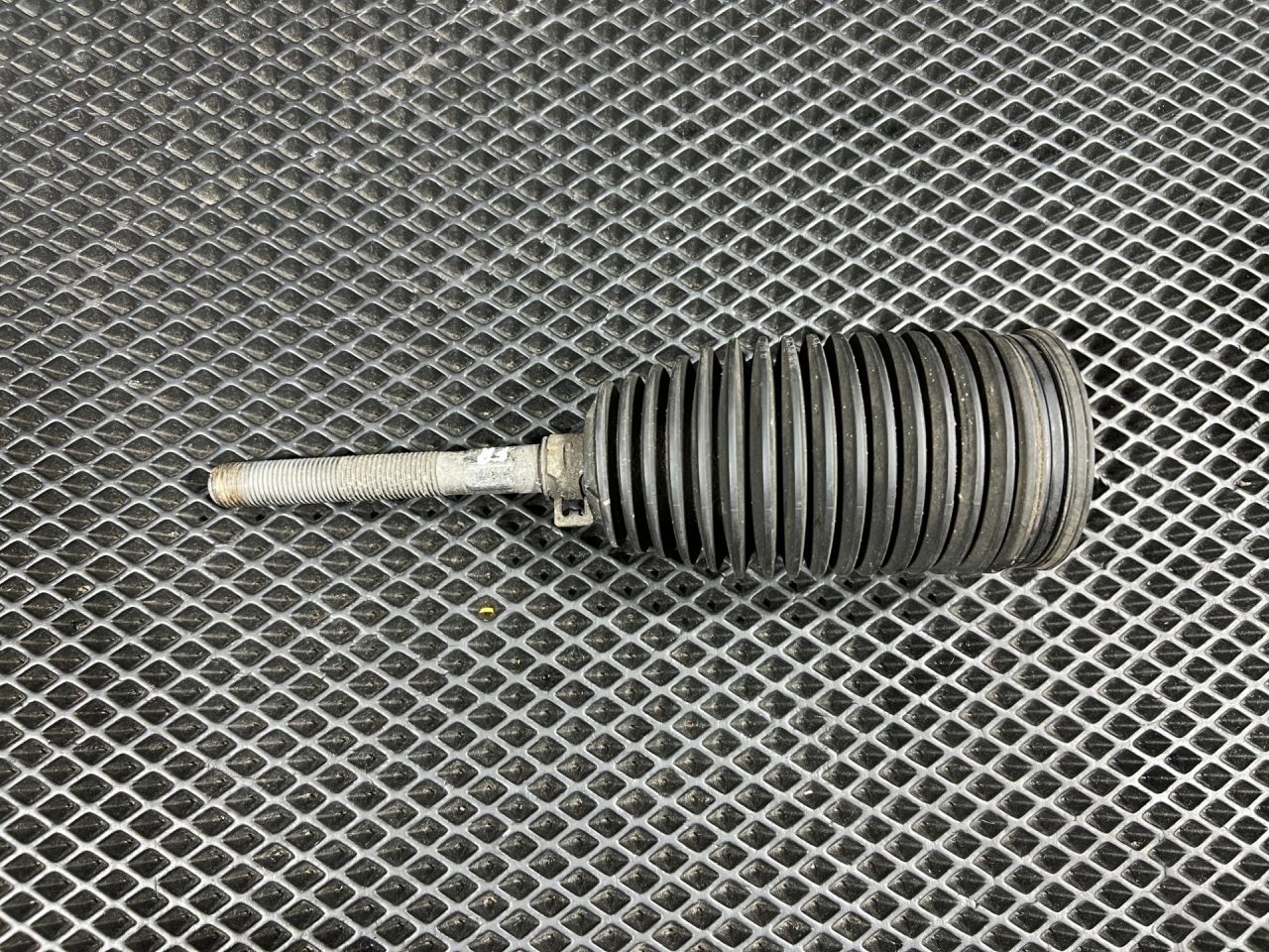 пыльник BMW 7 серия G11/G12 2017, 3.0 л., B57 D30 A, дизель, АКПП, седан, 7806040889 - фото №1