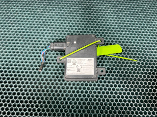 датчик мертвых (слепых) зон Jaguar XJ 4 поколение [рестайлинг] 2017, 3.0 л., бензин, АКПП, седан, FW9314F152BD, T4A8453, T4A11309, T4A14241