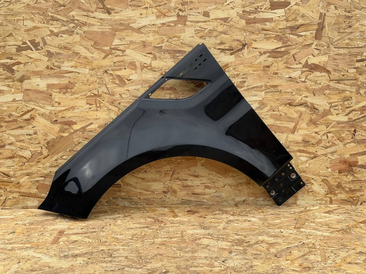 крыло переднее левое Land Rover Range Rover Sport 2 поколение 2015, бензин, АКПП, внедорожник 5 дв., DK62-16145-AA, LR061824 - фото №1