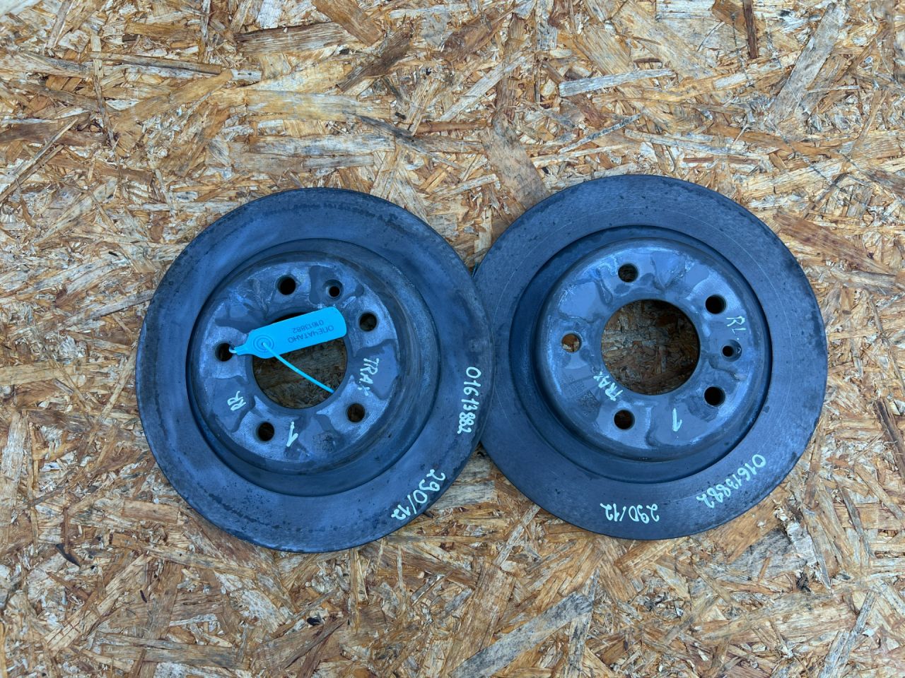 диск тормозной задний Chevrolet Trax 2 поколение 2024, 1.2 л., LIH, бензин, АКПП, внедорожник 5 дв., передний привод, 13549949, 13549952, 85560926 - фото №1