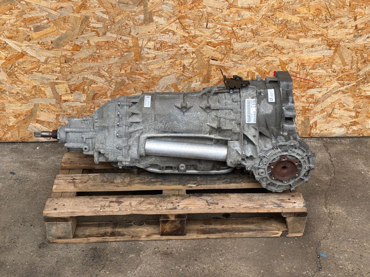 КПП автоматическая (АКПП) Audi A8 D4/4H 2009, 4.2 л., CDRA, бензин, АКПП, седан, NXW, MXR, NEU - фото №1