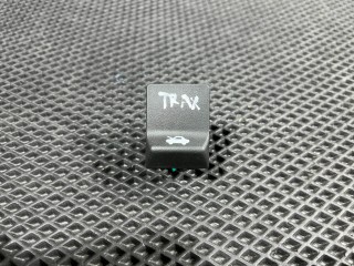 ручка открывания капота Chevrolet Trax 2 поколение 2023, 1.2 л., бензин, АКПП, внедорожник 5 дв., 42870097