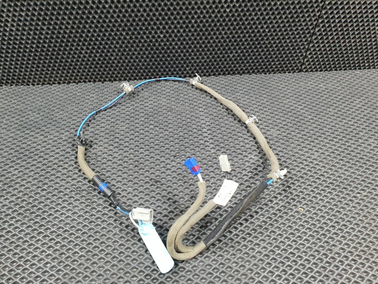 антенна Kia K5 3 поколение 2020, 1.6 л., G4FP, бензин, АКПП, 96220L2100 - фото №1